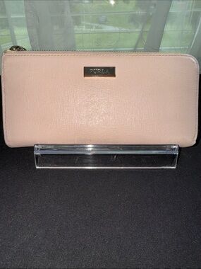 Furla Blush Pink Saffiano Zip Wallet